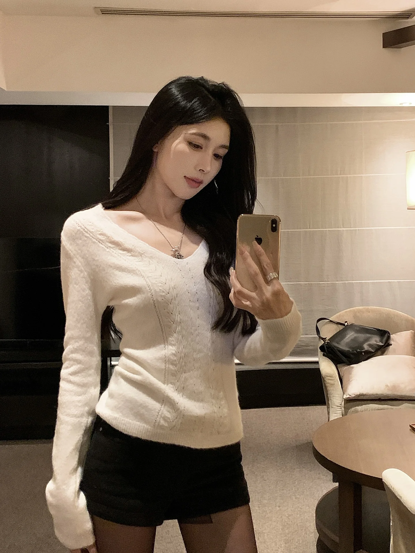 

He Chenxi Women's Knitted Sweater Woolen Hollow out V-Ne Crochet Inner Wear White Top for Autumn Winter Date Night out