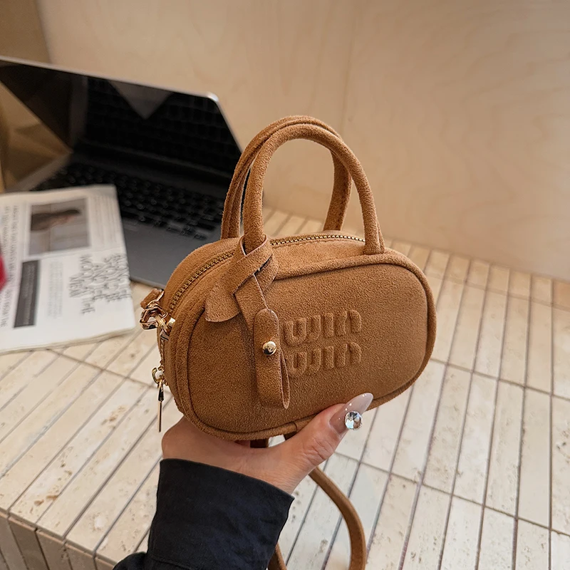 

Fashionable High-End Vintage Messenger Bag For Women Crossbody Style Solid Color With Letter Logo Minimalist Casual