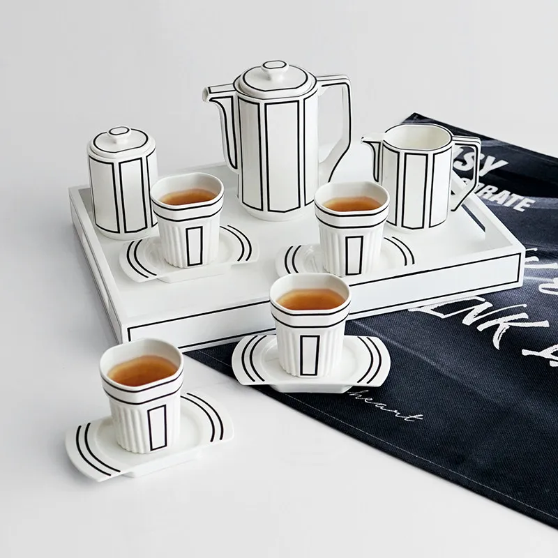 Outdoor Coffee Cup Set Portable Dosing Cup Plates Living Room Coffee Cup Set Indoor Supplies Cantinho Do Cafe Cafe Accessories