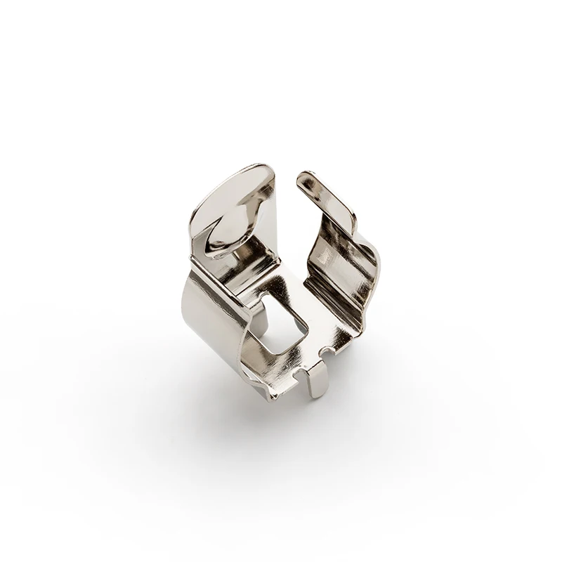 

Никелированный держатель для батарей типа AA, CR2, пружинная сталь THM/DIP 14250, 143500. Зажим для батарей P/N 9201