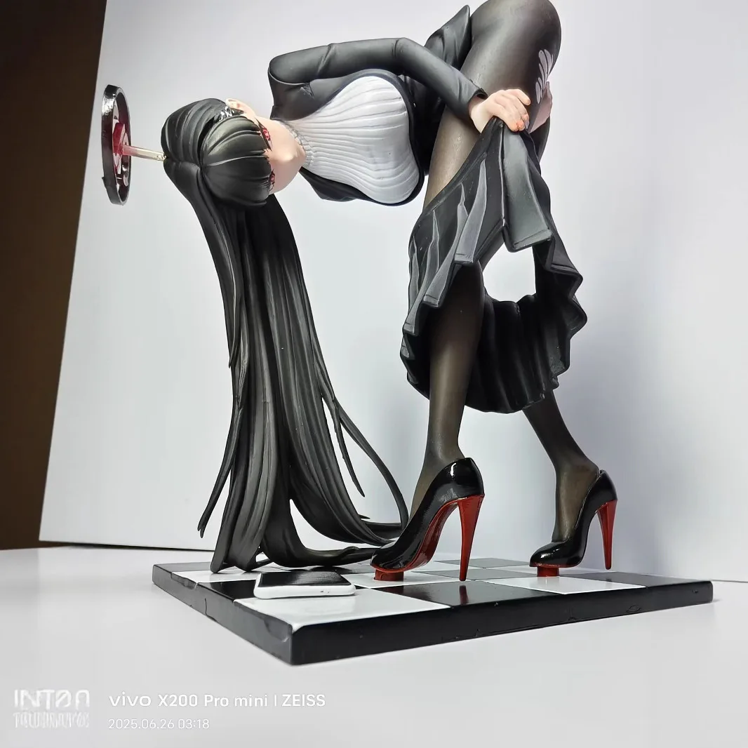 

Фигурка Синего Архива Цукацуки Рио в масштабе 1/6 — девушка-гриб 18 см, коллекционный подарок аниме с коробкой для дисплея