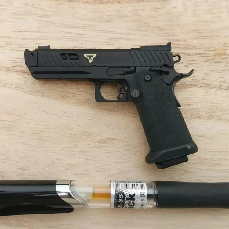 2024 سلسلة مفاتيح بندقية صغيرة للبالغين والأطفال ، نموذج مسدس إمباير G34 TTI ، تفكيك ، رمي قذيفة ، هدية ، 1: 3 #4