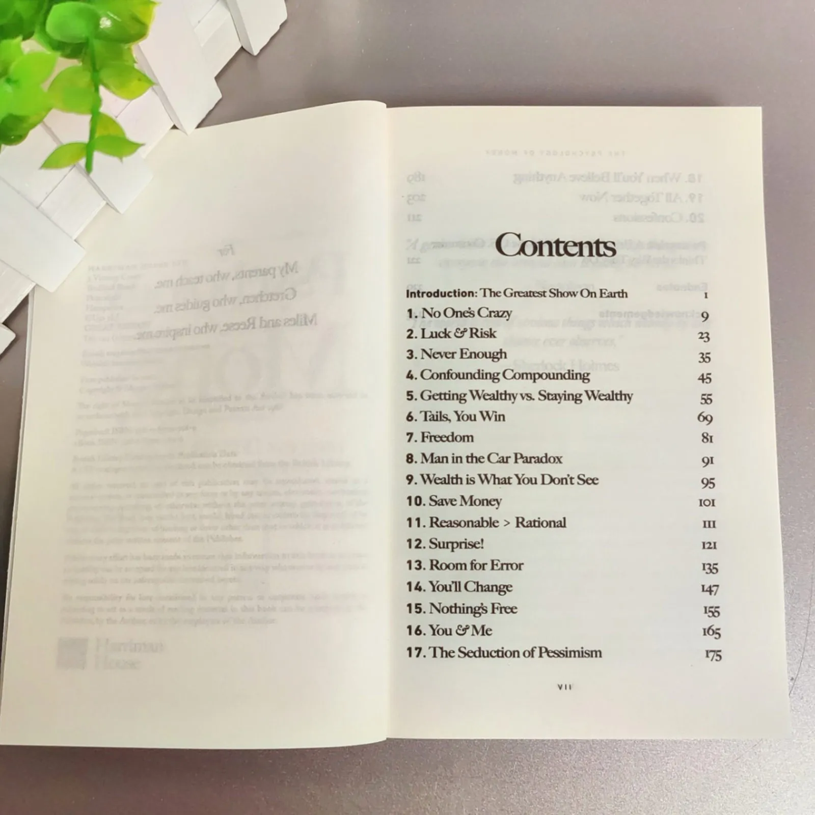 النسخة الإنجليزية علم نفس المال: دروس خالدة عن الثروة والجشع والسعادة كتب التمويل للبالغين
