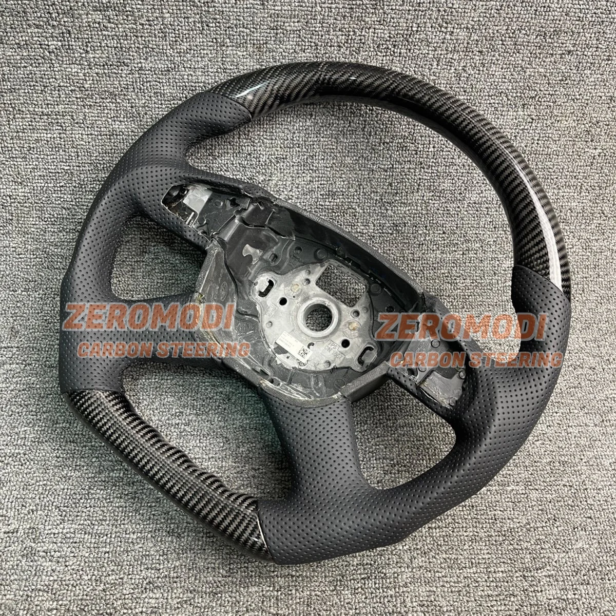 For Skoda Superb 2013-2015 Real Carbon Fiber Steering Wheel with Leather