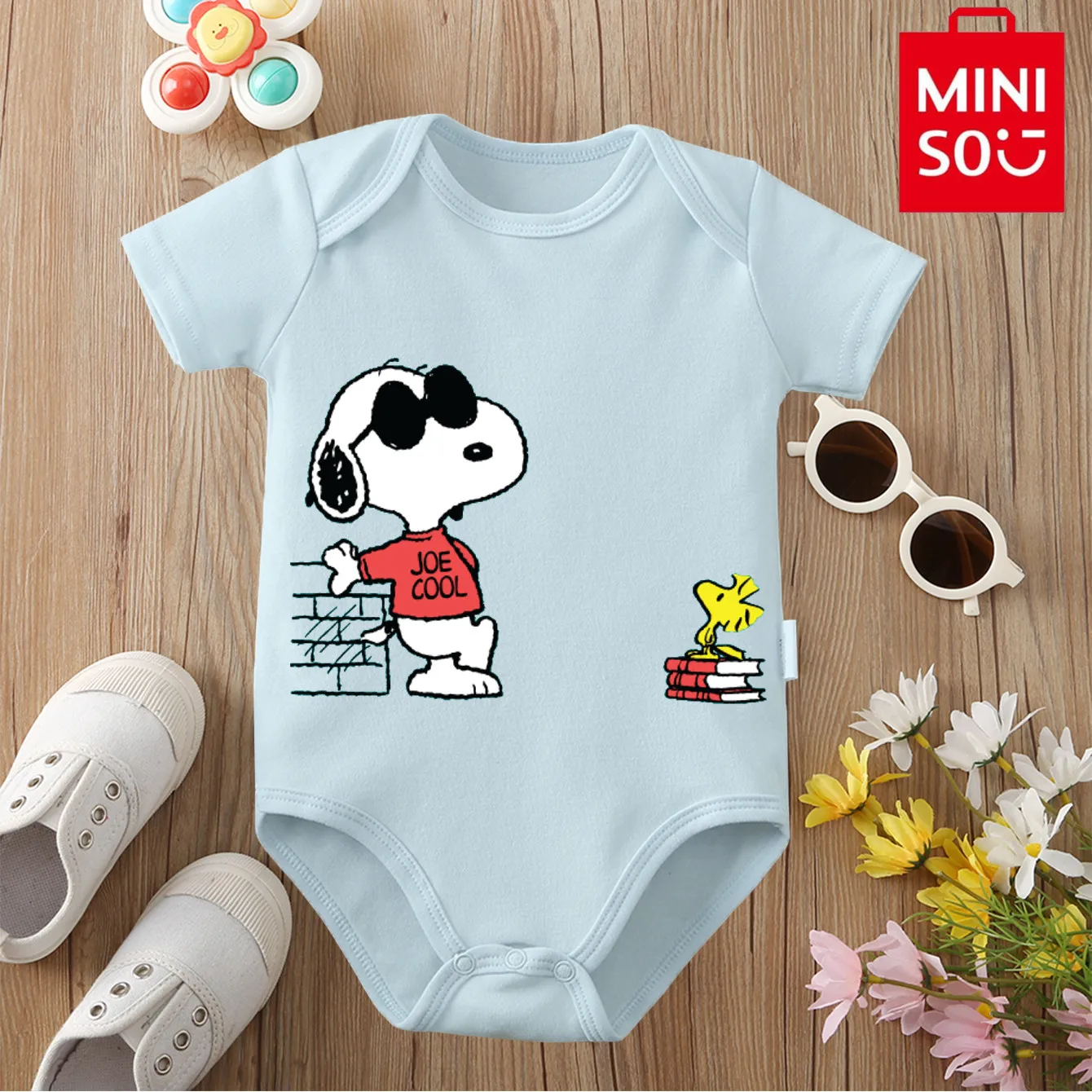 

MINISO SNOOPY Charlie Brown Print 100% Cotton Cloths Onesie Bodysuit for Baby Comfortable Jumpsuit for 0 To 12 Months Newborn