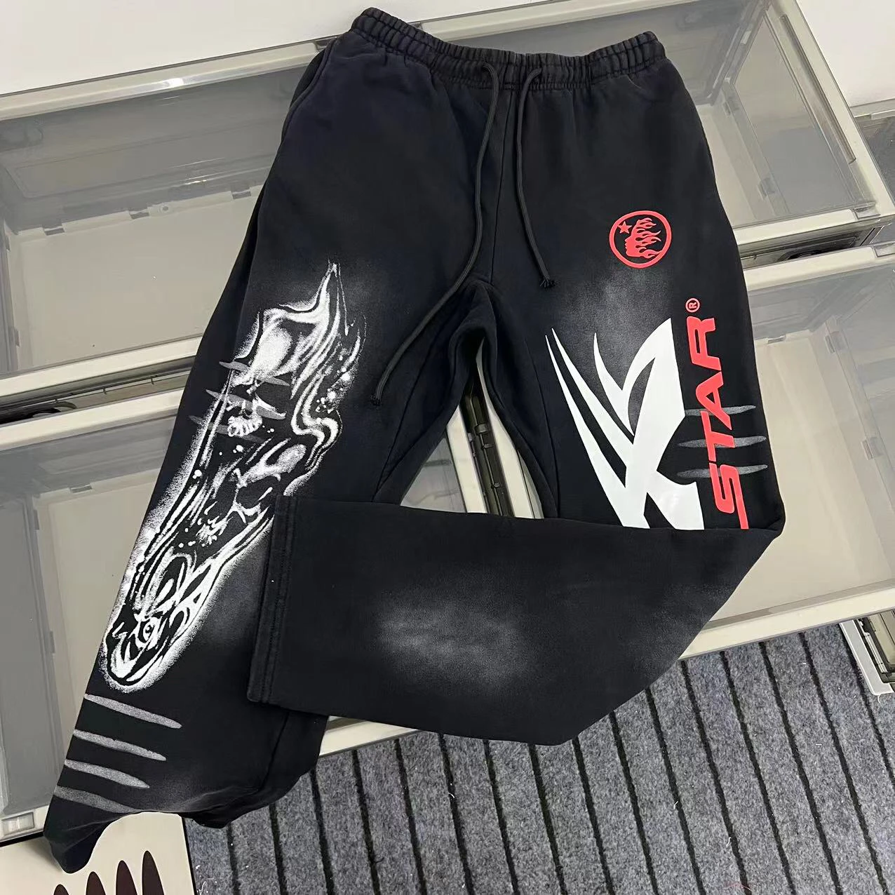 

Спортивные штаны с американской талией в стиле ретро, свободные повседневные спортивные брюки для мужчин и женщин, молодежные осенние длинные брюки от Tag KUN