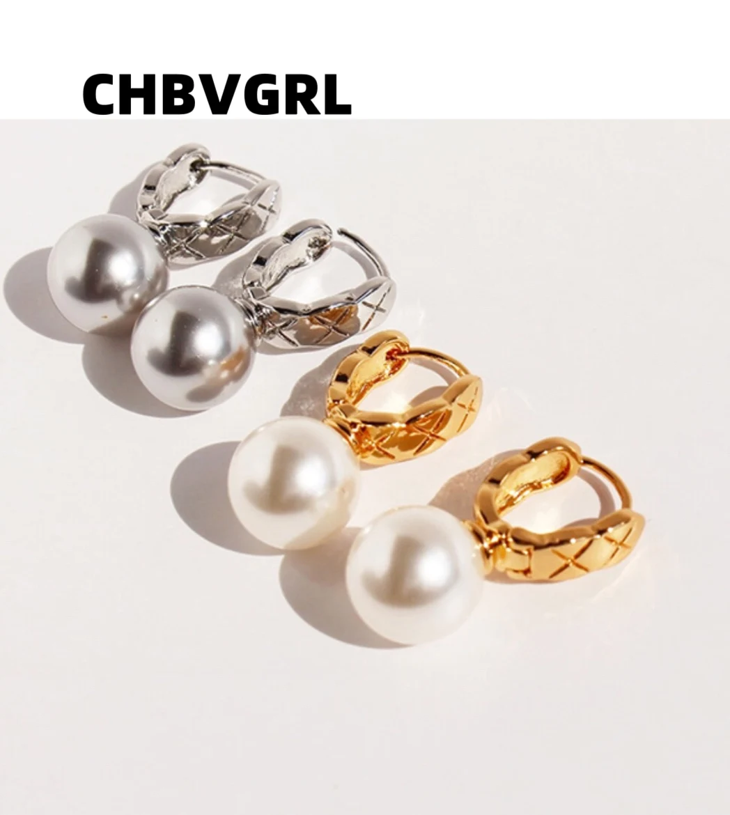

Selling well, classic, versatile, luxurious, high-end, Shijia pearl earrings for women, cool and fashionable commuting ear clips