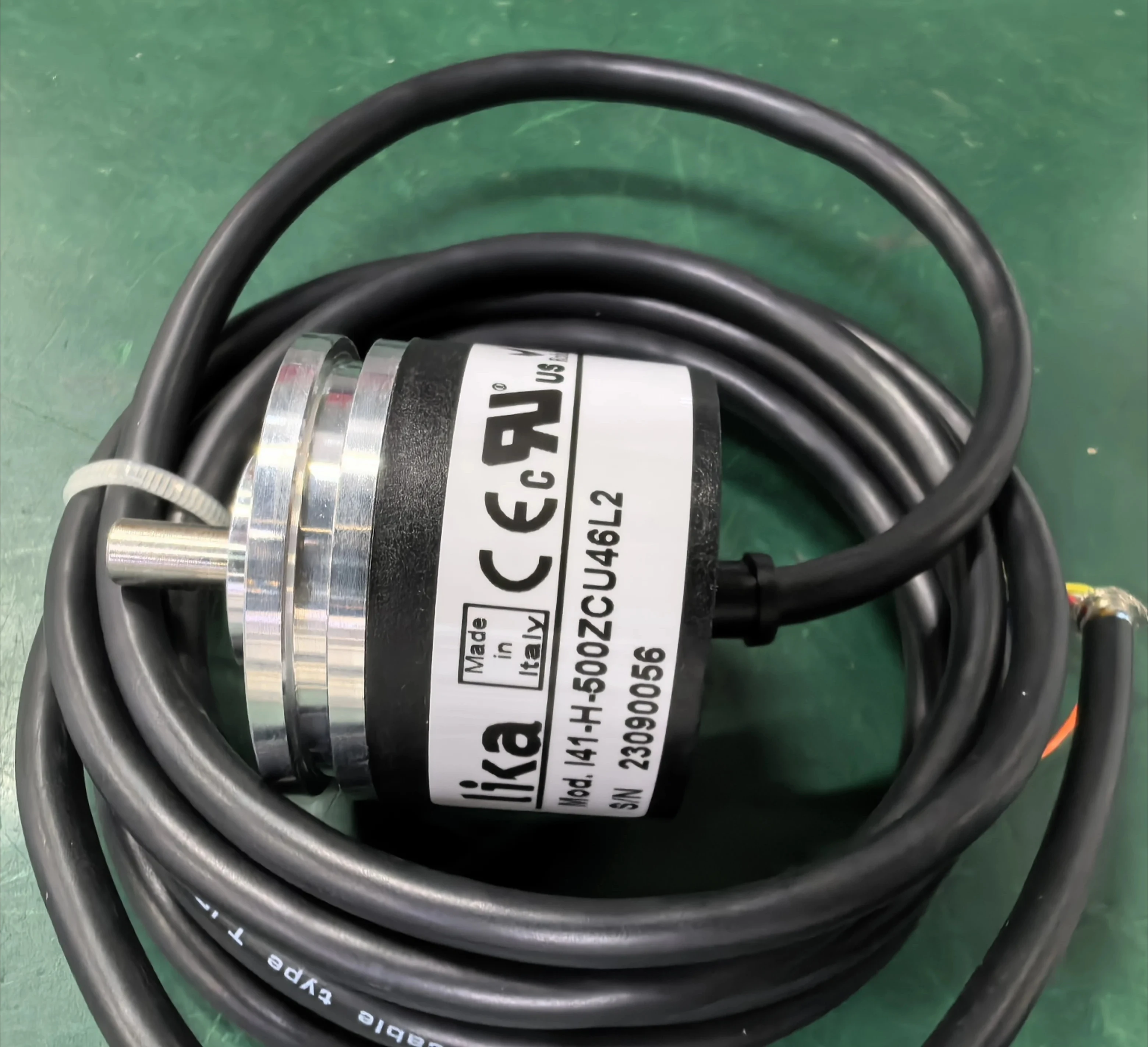brand new  I41-H-500ZCU46L2 Incremental Encoder I41-H-100ZCU46L2