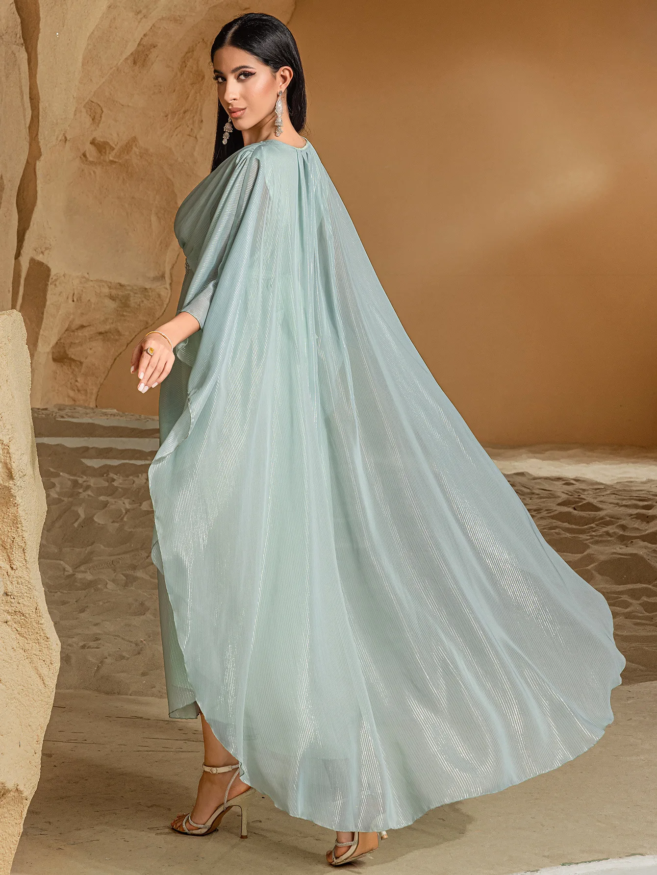 

Eid Diamonds Abaya Dubai Kaftan Women Muslim Evening Party Dress Cloak Caftan Marocain Femme Robe Islam Jalabiya Djellaba Abayas