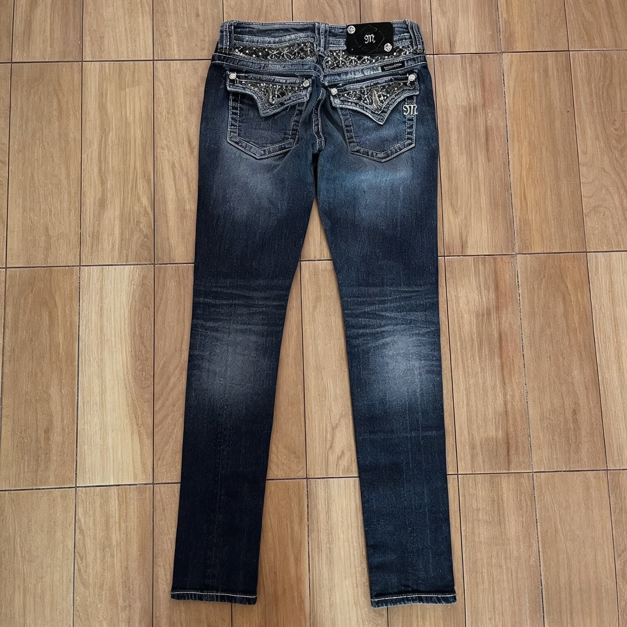 American Y2K 2000s Rhinestone Wing Embroidered Jeans Womens Blue Low Rise Flared Denim Pants with Studded Pockets Streetwear