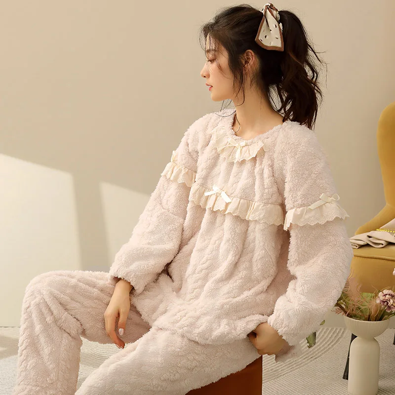 Thick Velvet Coral Fleece Pajamas Women Warm Flannel Jacquard Long-Sleeved Autumn And Winter Home Service Suit Pyjamas Mujer 3XL