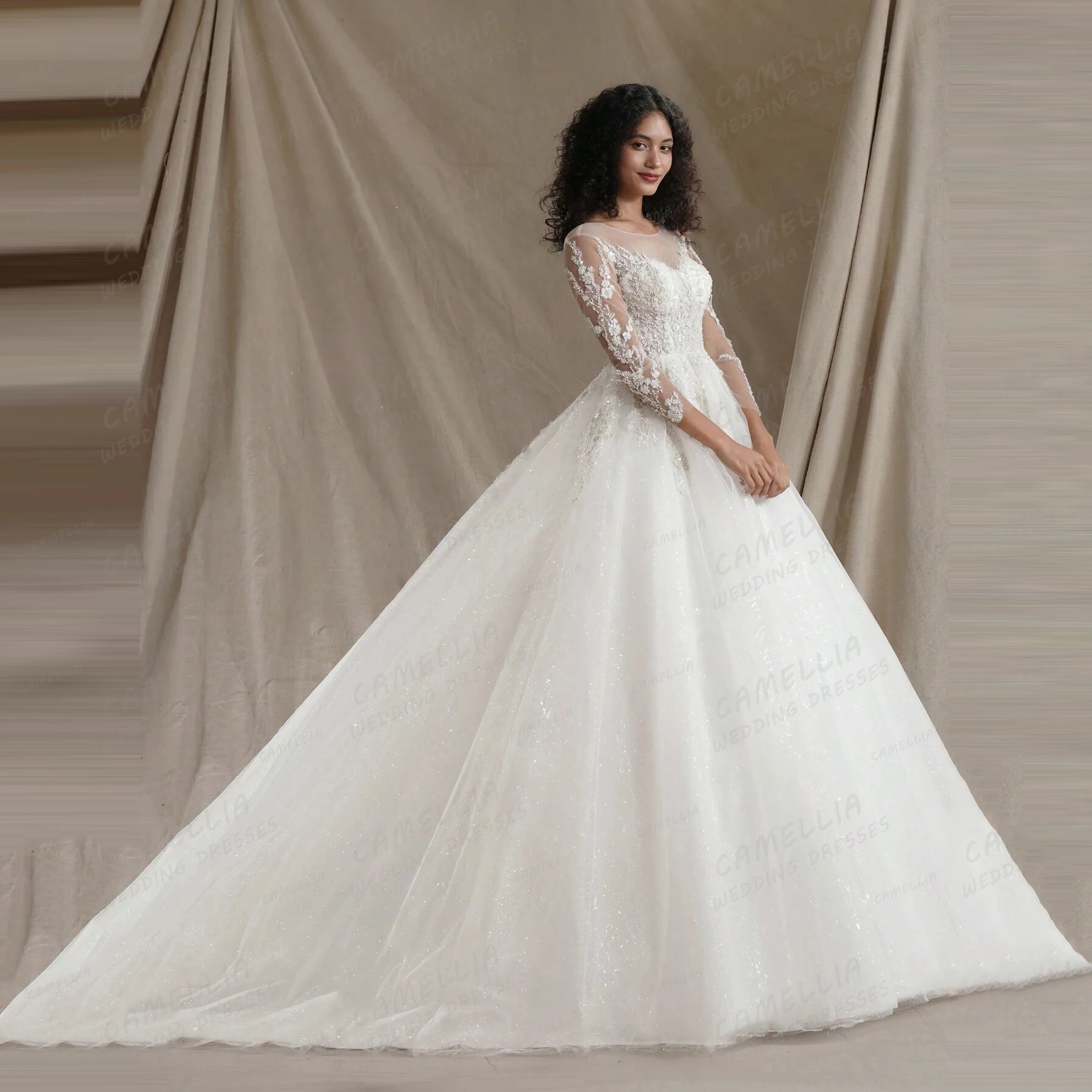 Luxus Brautkleider Damen A-Linie Flauschiger Tüll Brautkleider Applikationen Langarm Formal Elegant Vestido De Novia Maßgeschneidert