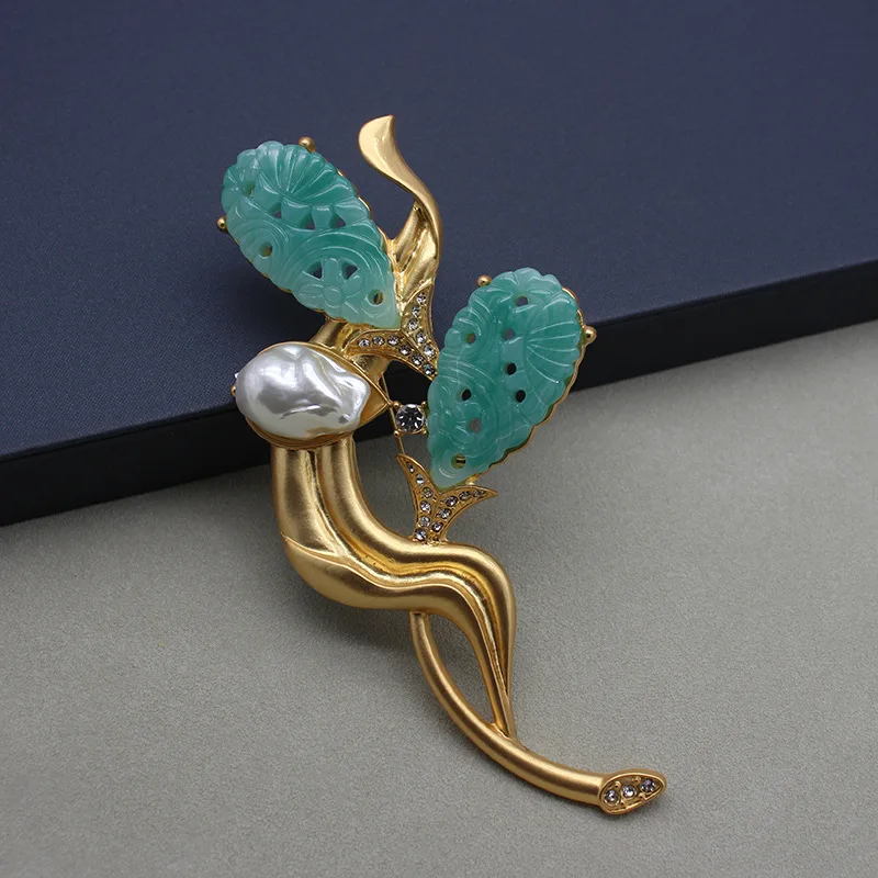 

Ажурная скульптурная брошь-лист и комплект клипсов для ушей — жемчуг в стиле барокко, античный китайский стиль, классические украшения