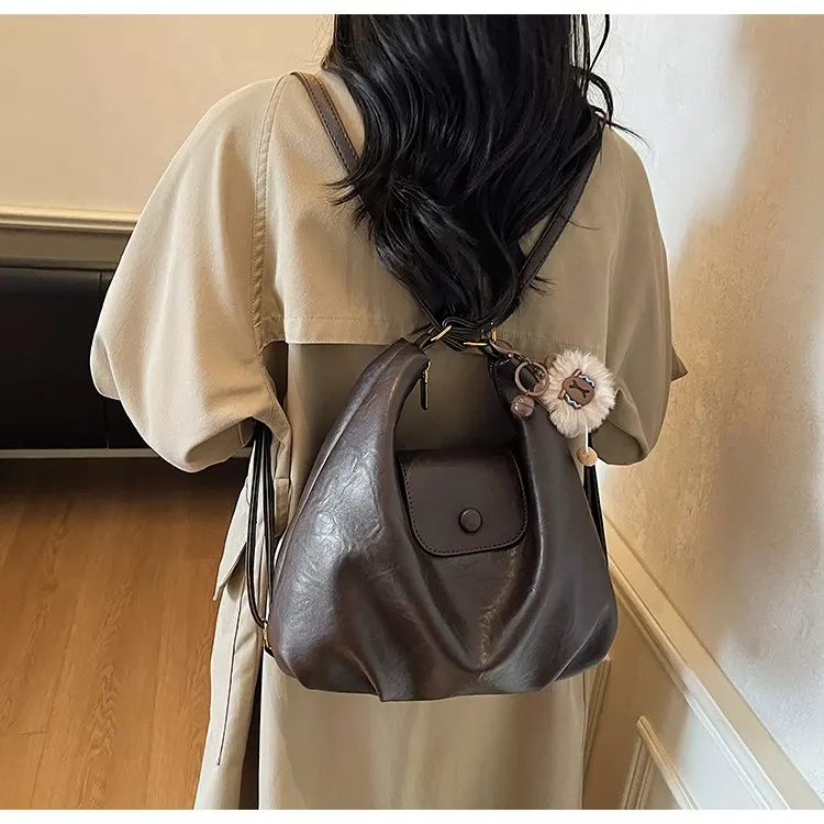 

2025 New 2540 Retro Literary and Simple Fashion Shoulder Bag Niche High Sense Versatile Trend Messenger Bag