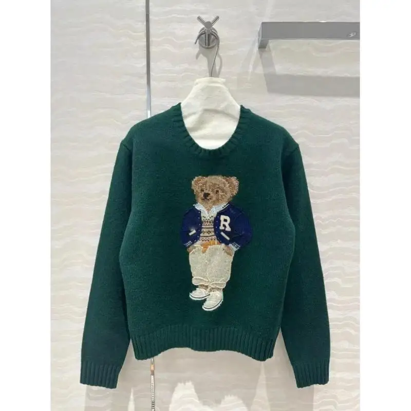 

Faionable Women's Knitwear Sweater Thiened Coolmax Fiber Ciwalk Collar Nine Sve Length Brand Emblem Design