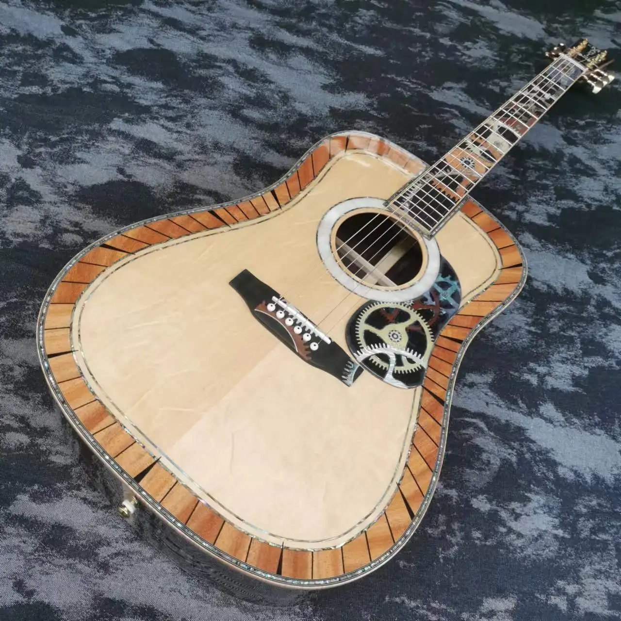 All Solid wood Guitar D200 Series 41 