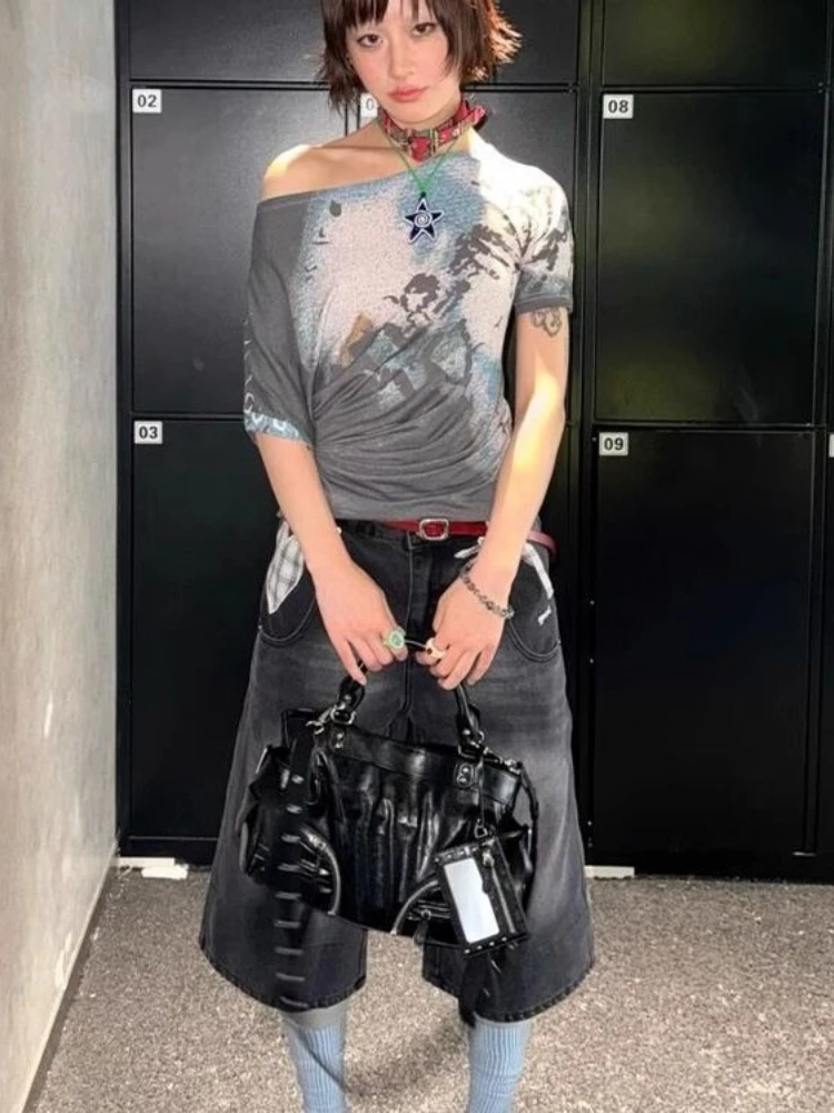 

HOUZHOU Harajuku Vintage Print T-shirts Women Y2k Gothic Off-shoulder Graphic Tees American Retro Grunge Short Sleeve Tshirts