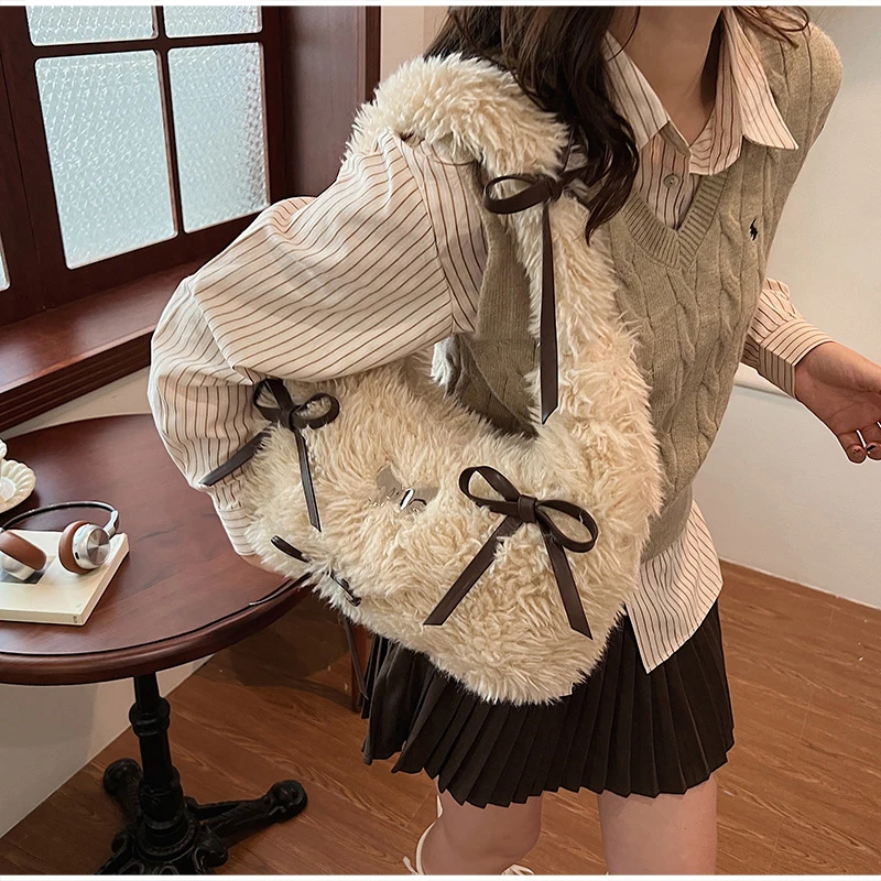Flauschige Hobo-Schultertasche aus Kunstfell mit Schleife, minimalistische, lässige Handtasche mit Tragegriff für Damen, weiche Plüsch-Pendler-Tragetasche, Herbst/Winter – Detail 7