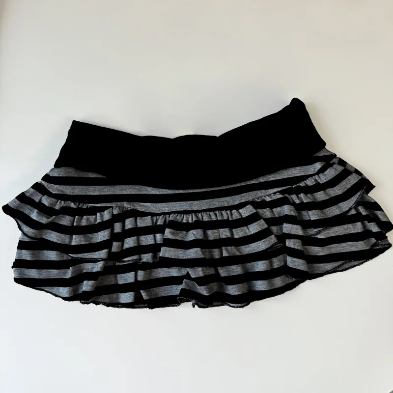 

Japanese Korean Sweet Niche Hot Girl Striped Contrast Super Mini Skirt Summer Fashion Sexy All Match