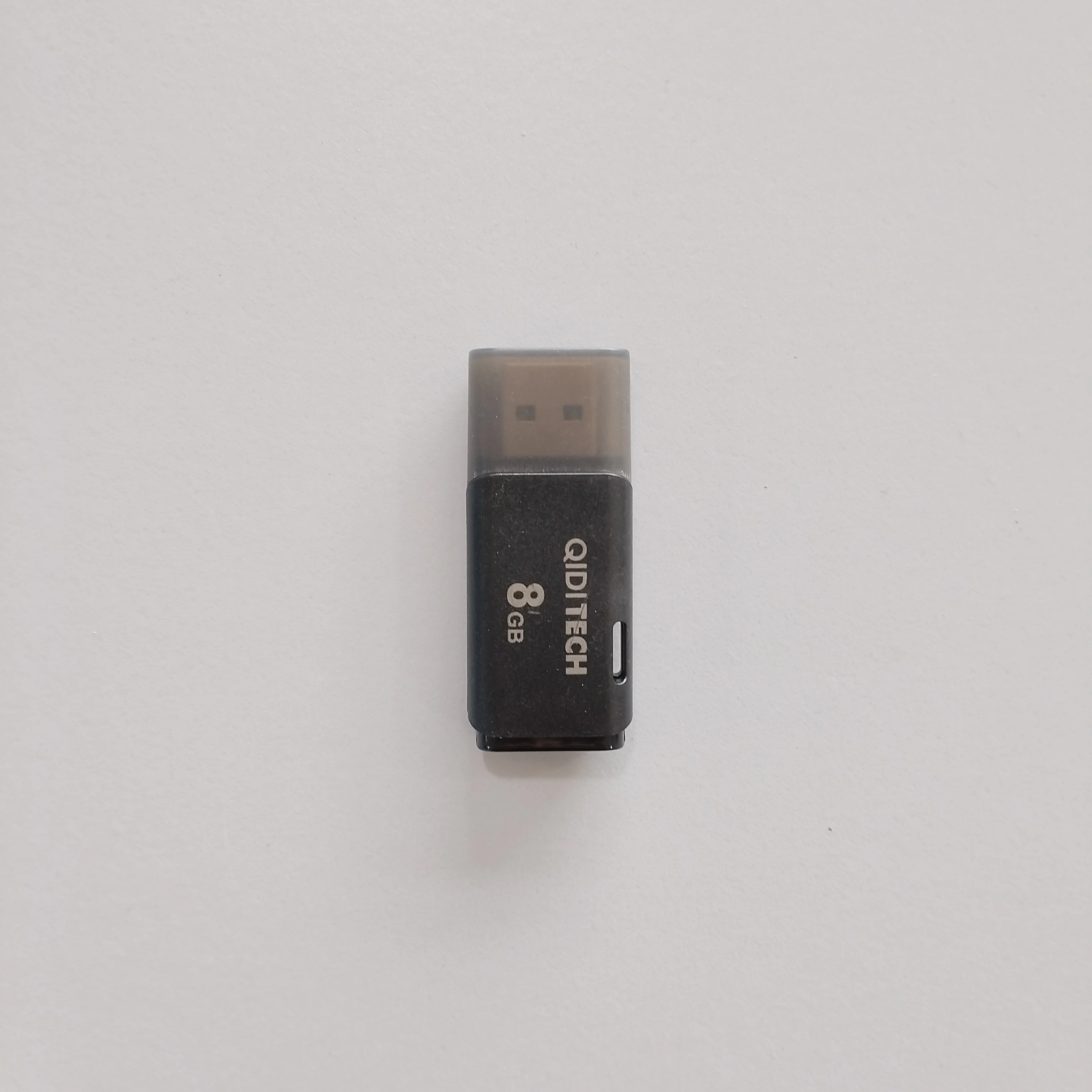 

QIDI TECH USB 8 ГБ USB2.0