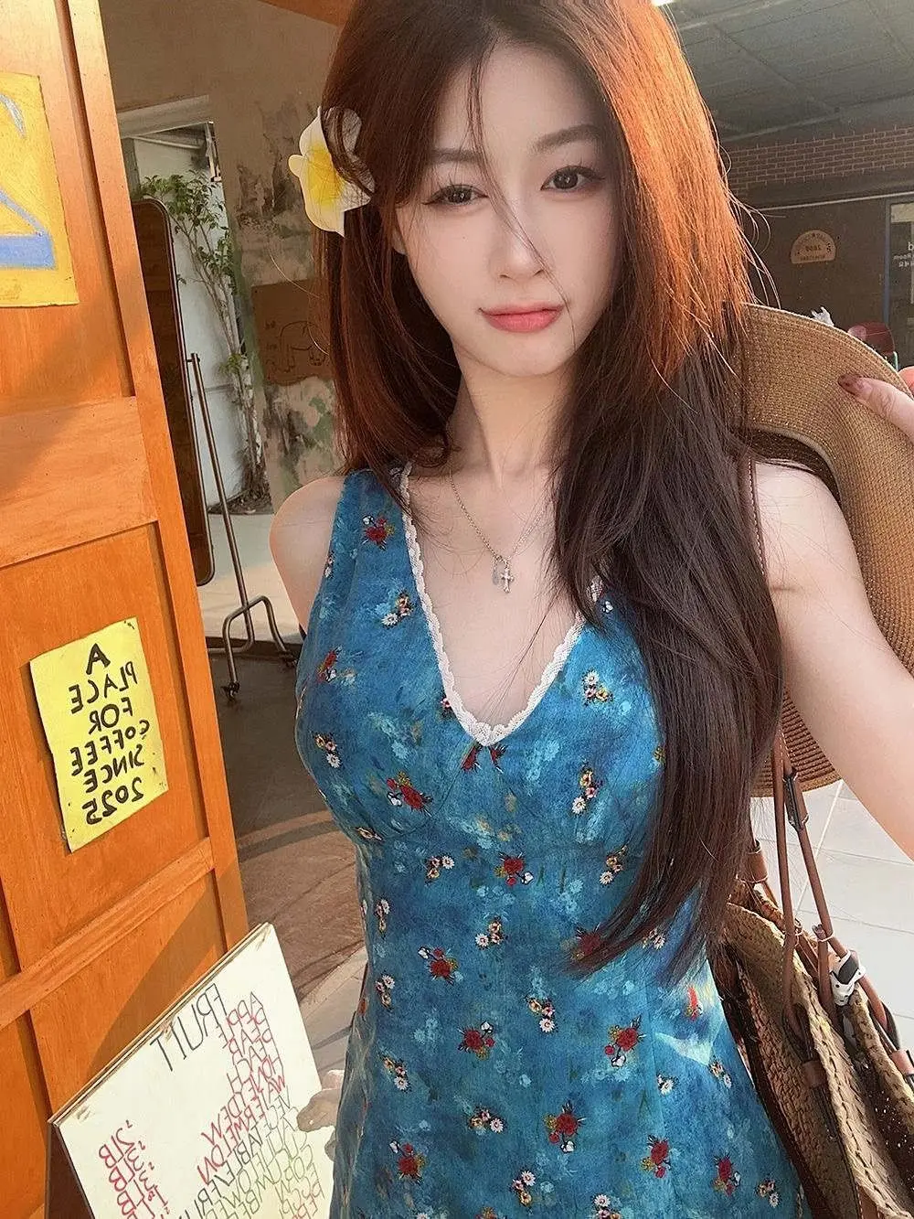 Robes sans manches pour femmes, robe d'été victorienne en mousseline de soie, avec des appliques brodées, froncées, perceuses smockées, perles perlées