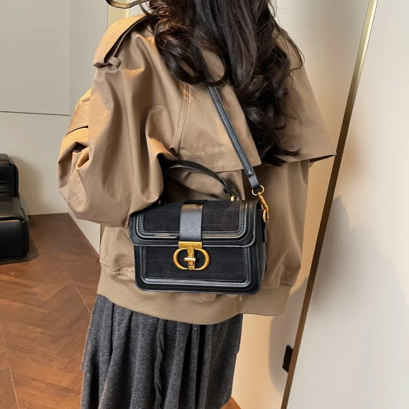 Classic Designer Paris Trendy Design Diaper Bag Fashionable Luxury Leather Ladies Shoulder Bag Casual Simple Vintage