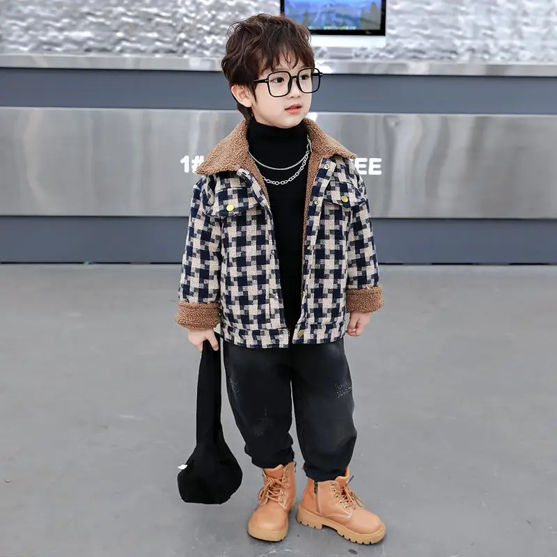 

Boys' Autumn Winter 2025 New Stylish Knitwear Coat Thickened Fleece Lined Kids' Winter Jacket