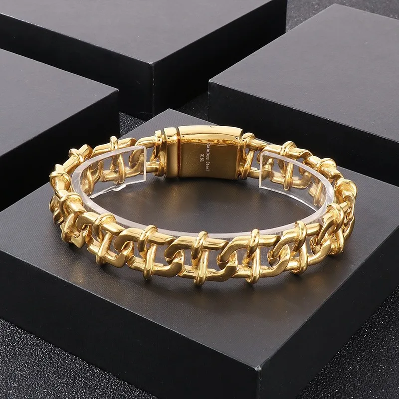 Neues spezielles gedrehtes Gliederkettenarmband für Männer, personalisierter polierter Edelstahl, männlicher Schmuck, Punk, dicke Accessoires, Geschenk