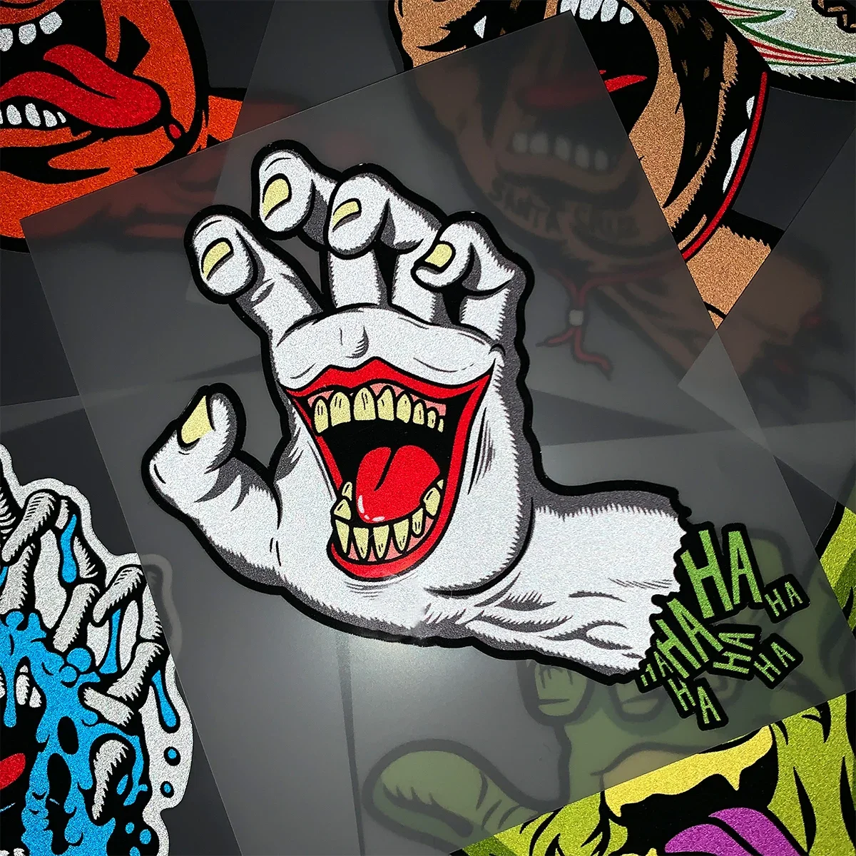 

Fun palm Motorcycle Car Cool Personality Sticker Auto Motor Body Windshield Vinyl Reflect Cartoon Decor Decals Accessories