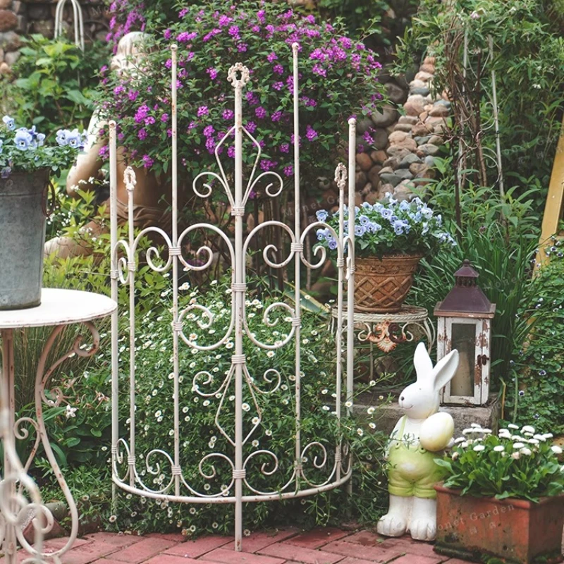 

Vintage Iron Plant Fencing Curved Garden Fence for Climbing Plants Rustic Flower Support Stand Outdoor Yard Trellis for Roses