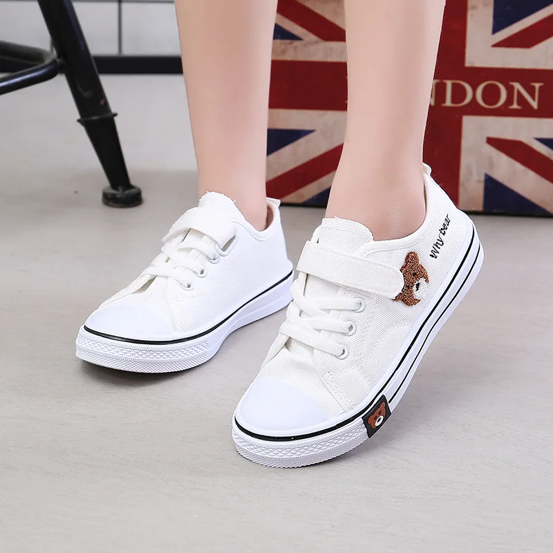 Boys Girls Fashion Board Shoes Kids Student Hook and Loop Slip on Casual Canvas Shoes Children Soft Sole Non Slip Comfort Shoes