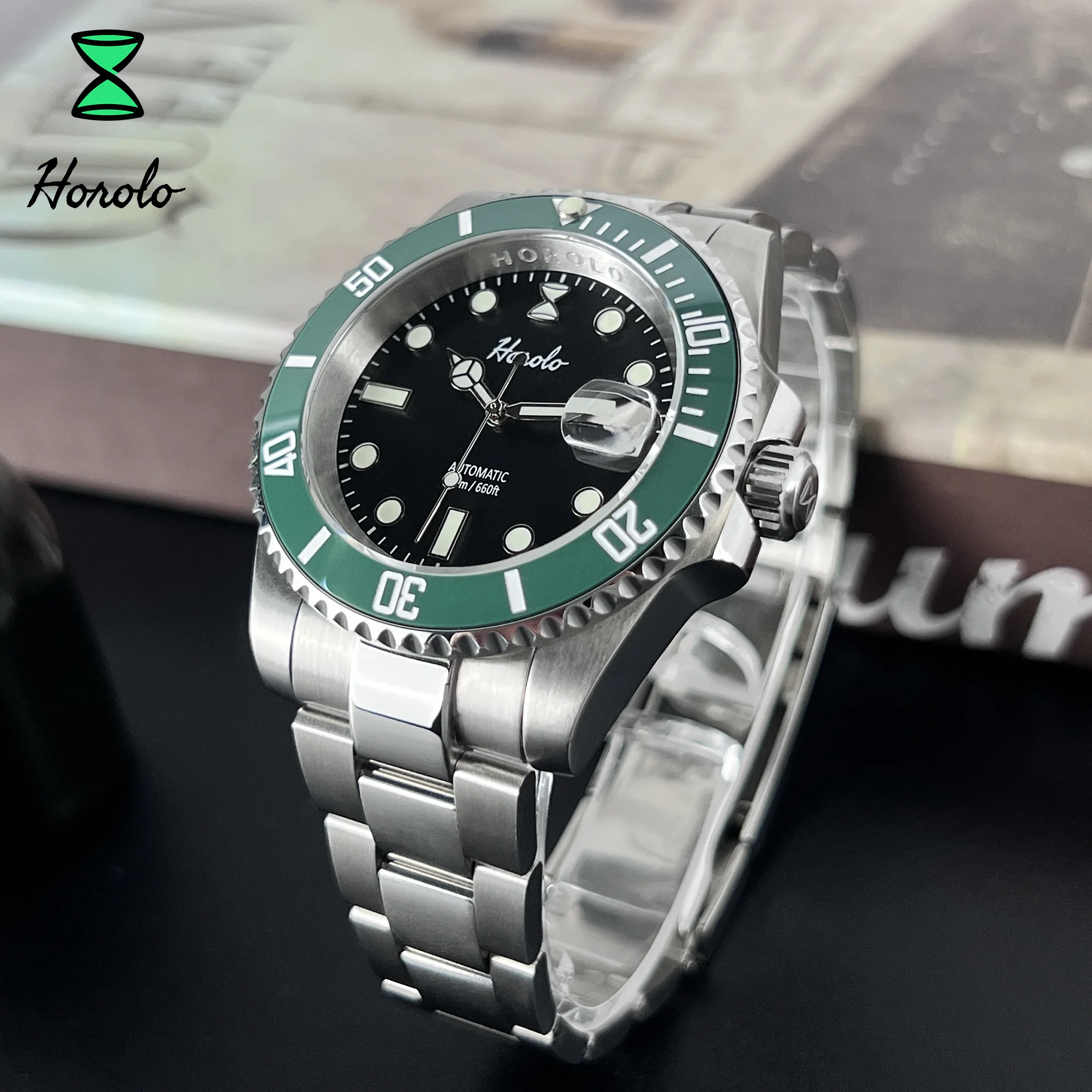 

Horolo Submariner 300 Meter Water Resistance Super Luminous Stainless steel 316L NH35 Automatic Movement Men' Watch Gift