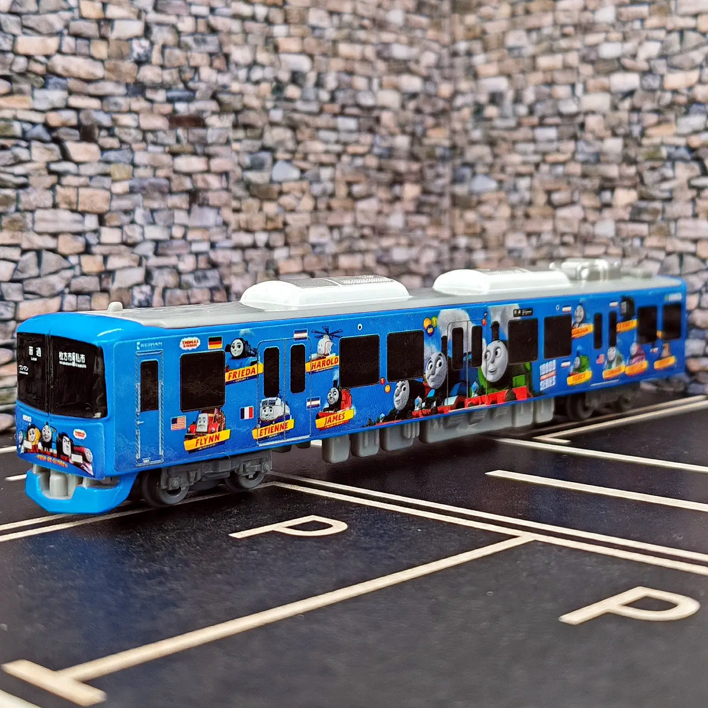 Original Tomica Long No.124 Keihan Train Thomas the Tank Engine 2020 Diecast Alloy Car Model Mini Railway Vehicle Children Gift