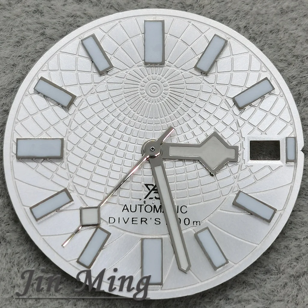 High-Quality 28.5mm Silver Dial Watch with C3 Green Luminous Date Window And Hands Compatible with NH35 NH36 4R 7S Automatic