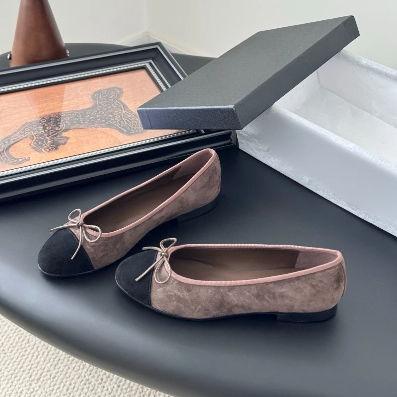 أحذية نسائية كاجوال جديدة للخريف: أحذية مسطحة من جلد الغزال مع فيونكة، أحذية فردية مريحة بفتحة ضحلة