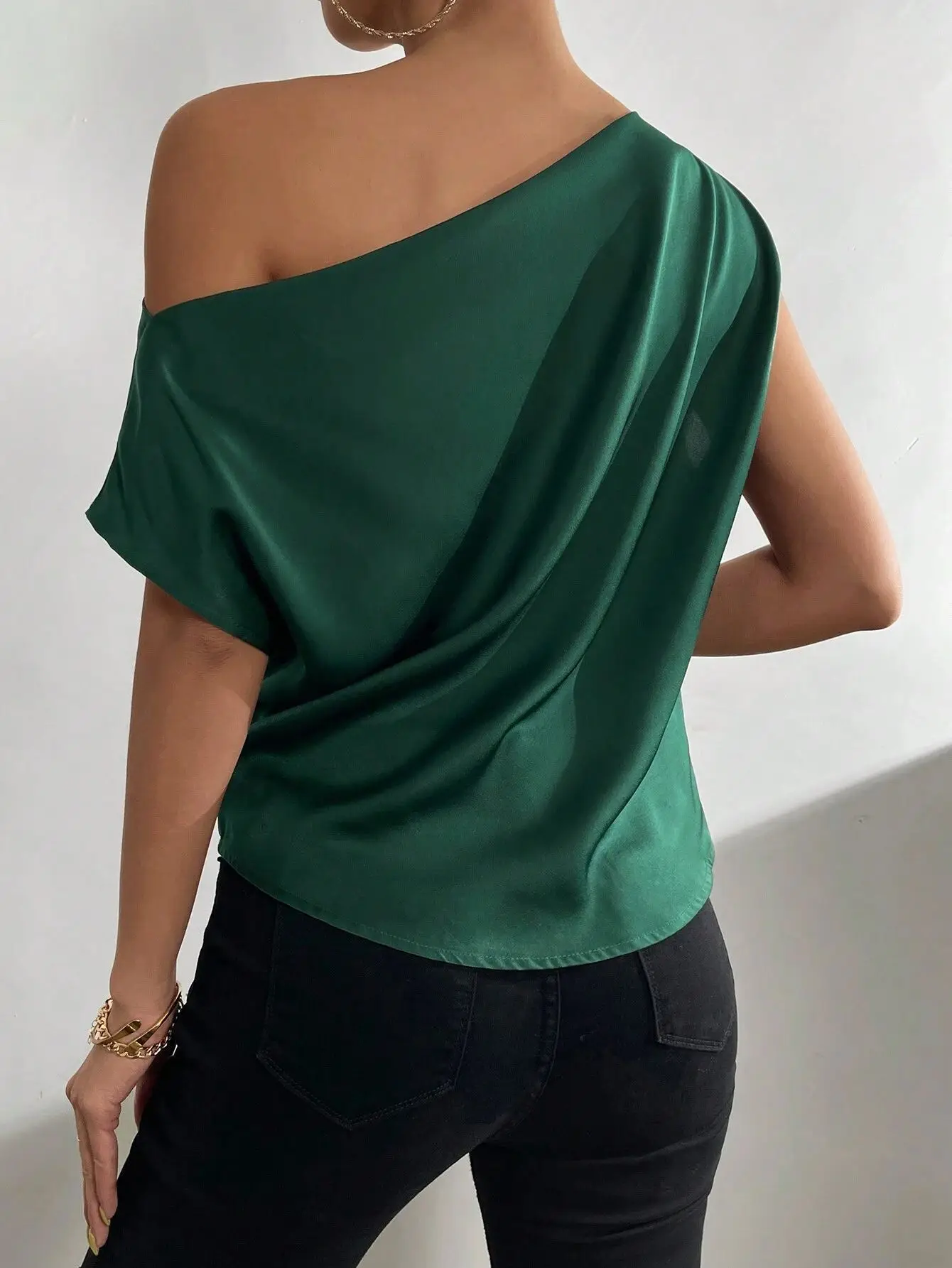 Elegant Women's Sexy Blouse2024 Women's Summer New Fashion Versatile Slant Neck Fold Single Shoulder Asymmetric Tank Top