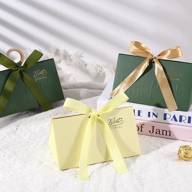 Elegante scatola per bomboniere triangolare per addio al nubilato, confezione regalo per souvenir, porta caramelle geometrico minimalista, premium