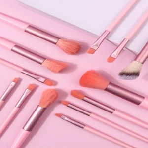 Kit üzerindeki 6 büyük satış, fırça makyajı yükseldi, no. 1