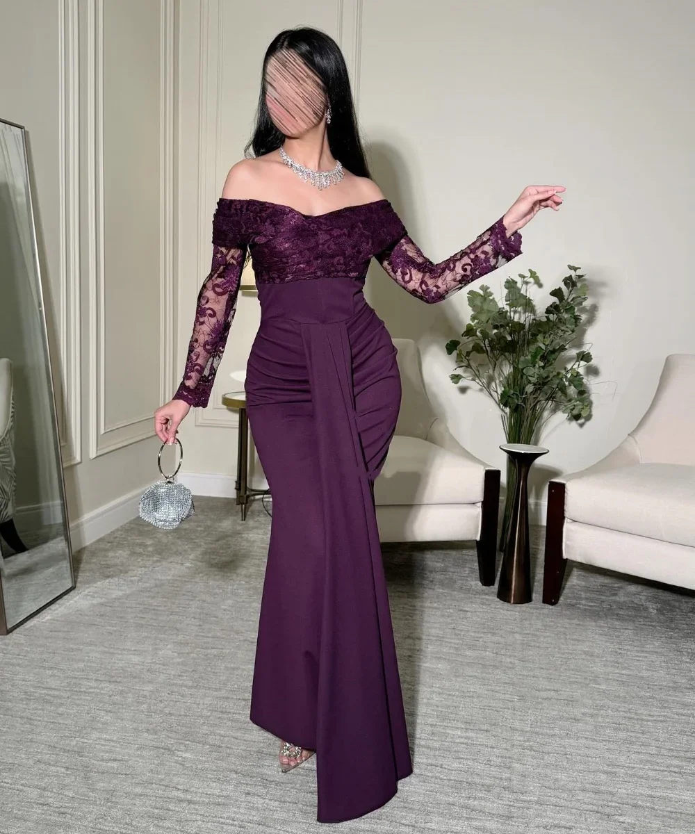 

Индивидуальные замысловатые трикотажные плиссированные платья миди с открытыми плечами Платья для встречи выпускников Классический изысканный современный стиль Pastro