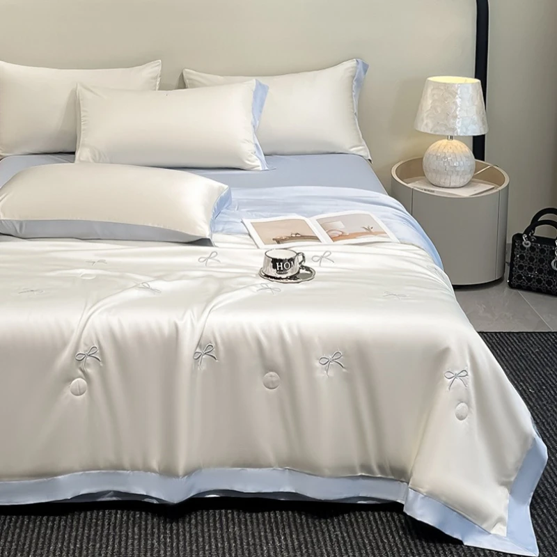 Summer Thin Quilt Set with 2pcs Pillowcase Soft Washable Soft Breathable Single Double Bed Air Conditioning Comforter Blanket