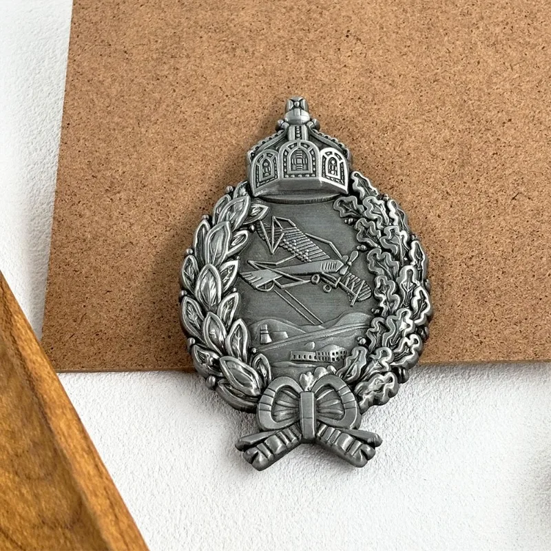 German Army Pilot's Badge Vintage Metal Medal, Replica