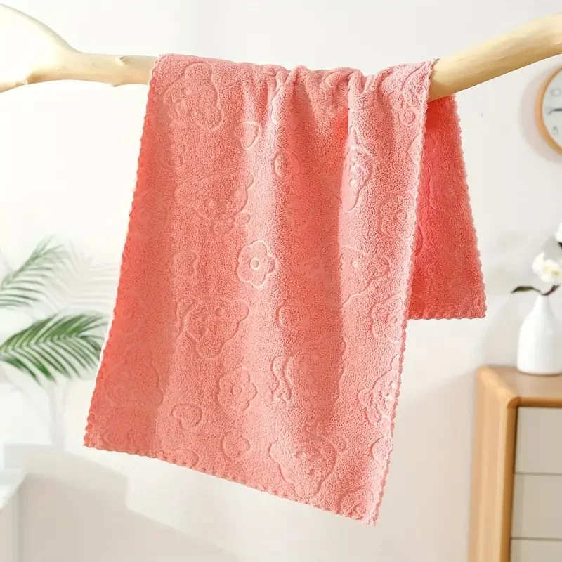 5pcs Adorable Cartoon Bear and Floral Embossed Towels Highly Absorbent Quick-Drying Towels Essential for Bathroom Home Decor