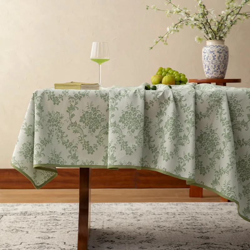 

French Retro Dining Tablecloth Atmosphere Decoration Green Rectangular Tablecloth Light Luxury High-end Dustproof Soft Non-slip