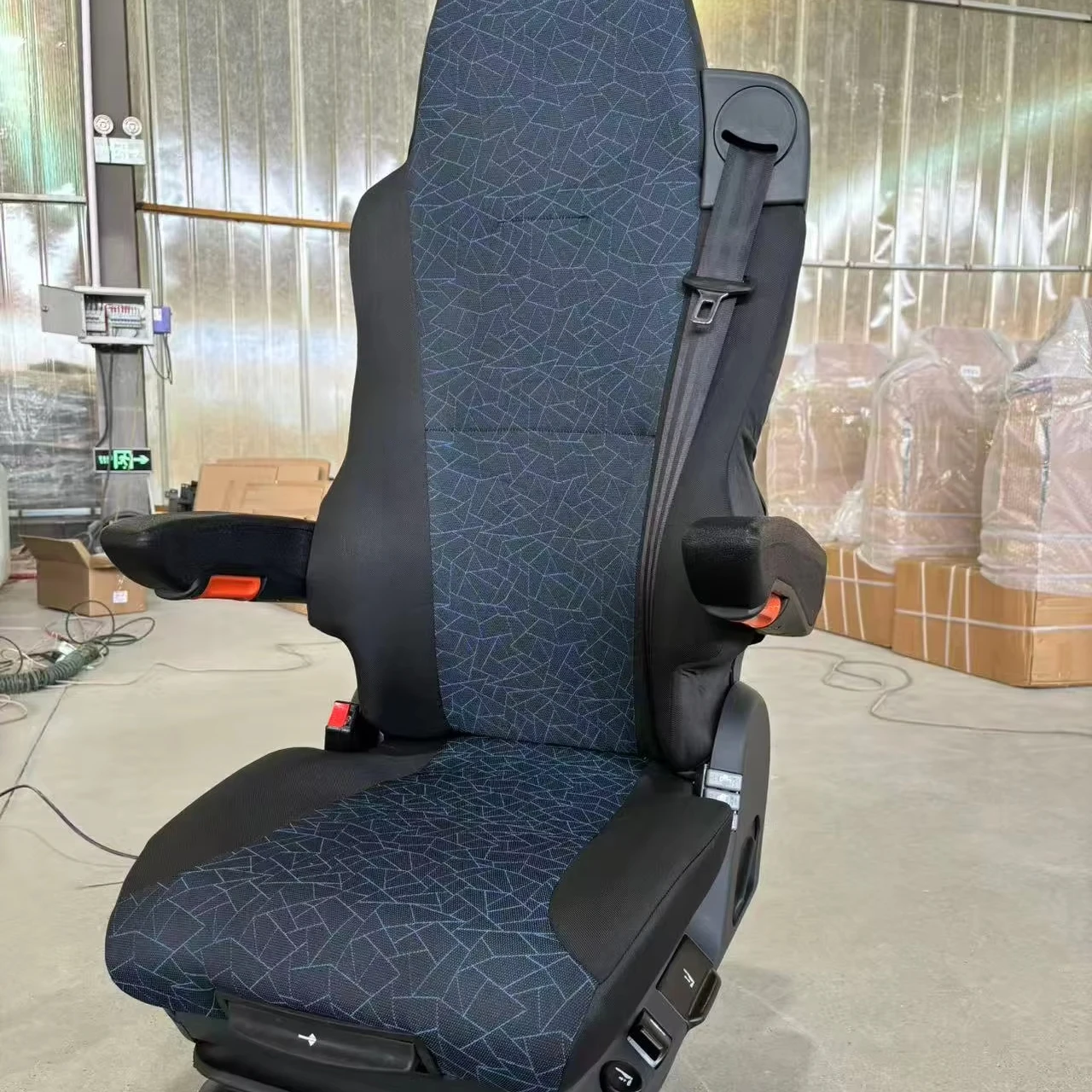 

Luxury air Suspension Commercial-Grade Air Suspension Seats Heavy-Duty Seating Systems for Trucks & Buses