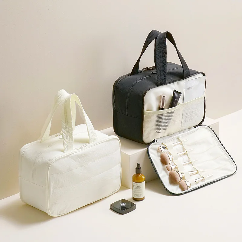 Women's Quilted Makeup Bag with Top Handle and Brush Holder Large Capacity Travel Cosmetic Organizer for Daily Storage