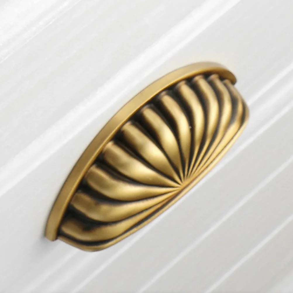 

Elegant Brass Furniture Pull Handle 76mm Hole Spacing Durable Metal Cabinet Knobs for Dresser and Wardrobe Doors