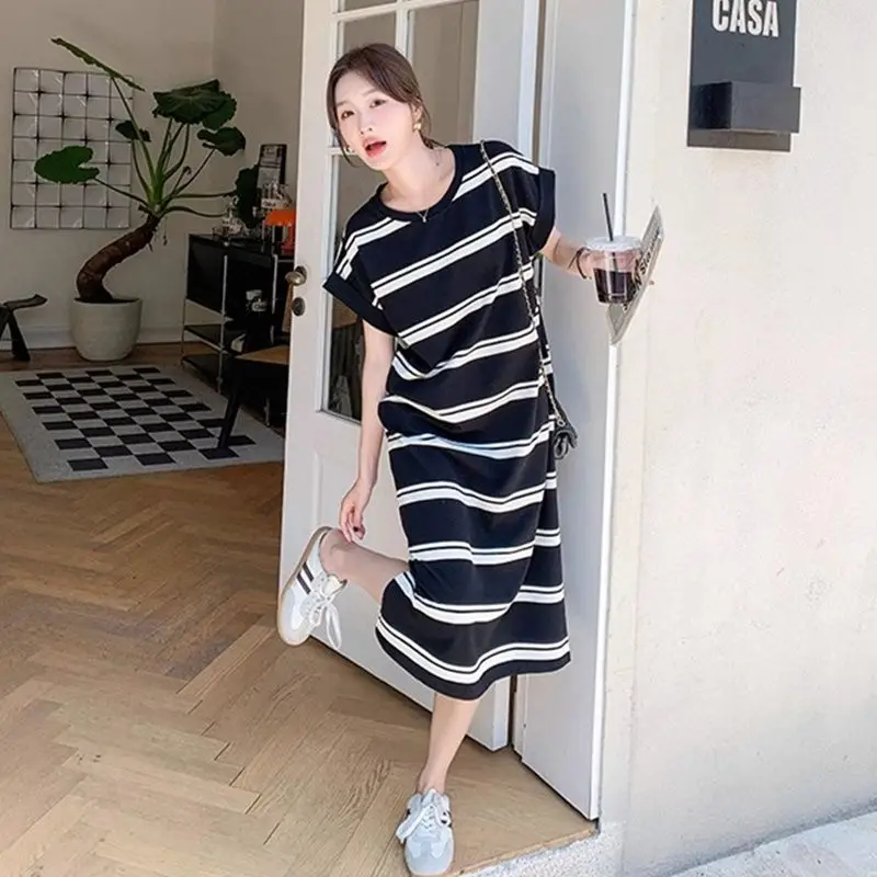 plus Size 300 Pounds Summer Ice Silk Stripe Knee-Length Short Sleeve Dress Loose Belly Covering Slimming T-Shirt Long Skirt