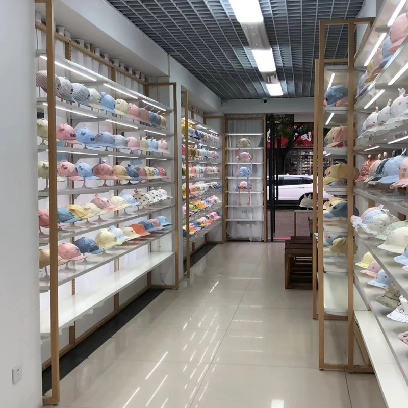 custom.Factory Sale Hat Display Stand Wooden Shelf with Light and Hanging Metal Hat Display Rack Stand OEM Customized