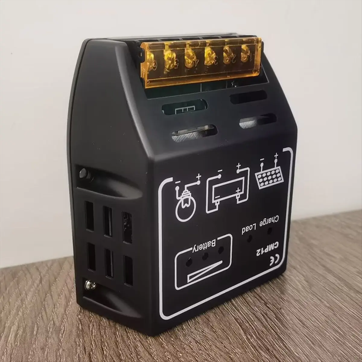 (ABDH) Controlador de Carga Solar Automático de 20A, Regulador de Carga para Panel Solar, Cargador con Protección de Seguridad para Baterías de Celdas Solares de 20A