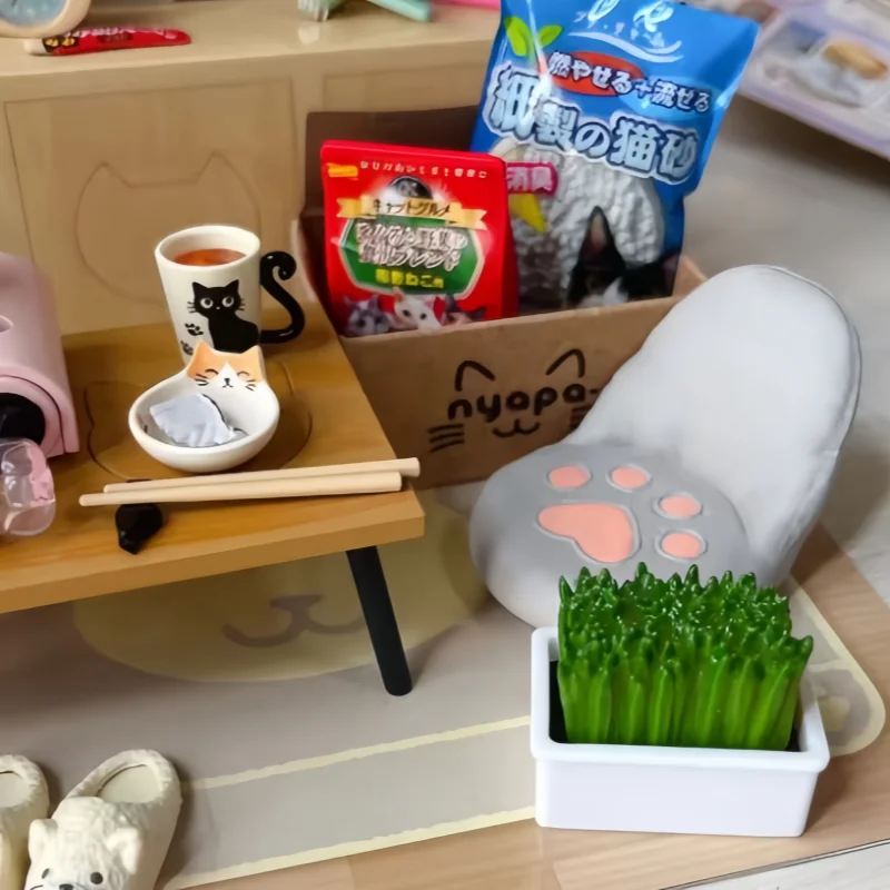 Re-ment Capsule Eat Play Cat My Daily Life with Cats Cat Cage Sleeping Sofa Computer Desk Cat Tree Miniature Desktop Blind Box